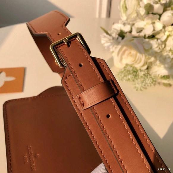 Show） Belt Spring Bag（2019 Louis Vuitton 0725